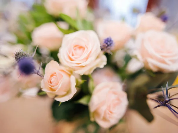 Elegante Bouquet Sposa Con Teneri Fiori — Foto Stock