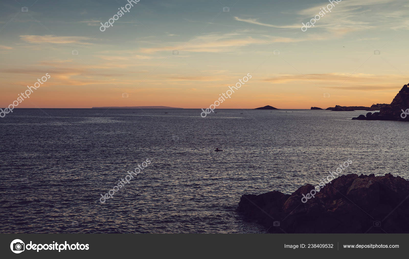 Beauté Nature île Ibiza Pins Bord Des Rochers Dessus Vue