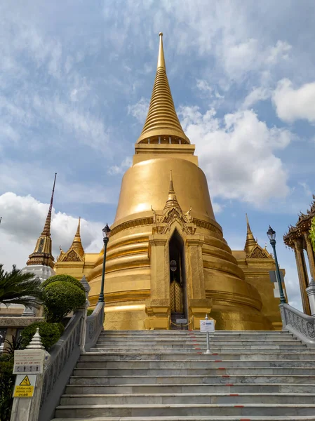 Wat Phra Kaew Templo Esmeralda Buda Marco Tailândia Que Turistas — Fotografia de Stock