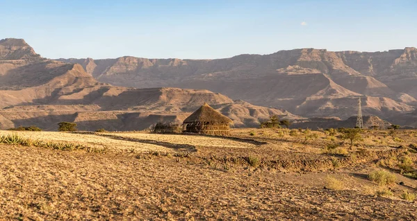 Landschaft zwischen gheralta und lalibela in tigrau, nördliches äthiopien, afrika — Stockfoto