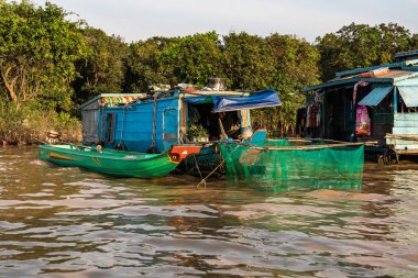Kayan Köyü, Kamboçya, Tonle Sap, Koh Rong Adası.