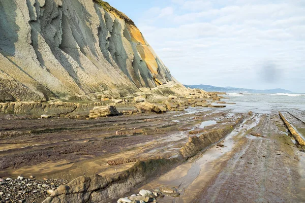 L'Acantilado Flysch a Zumaia - Paesi Baschi, Spagna — Foto Stock