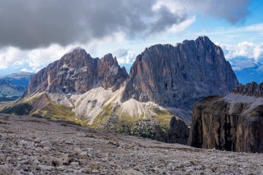 Sass Pordoi Dolomites, Sella grubunda, İtalya rahatladı