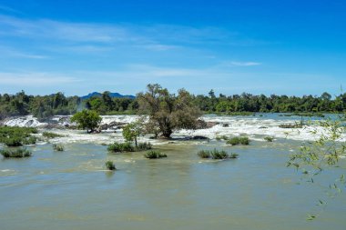 Güney Laos 'ta Mekong Nehri üzerinde Khone Phapheng Falls.