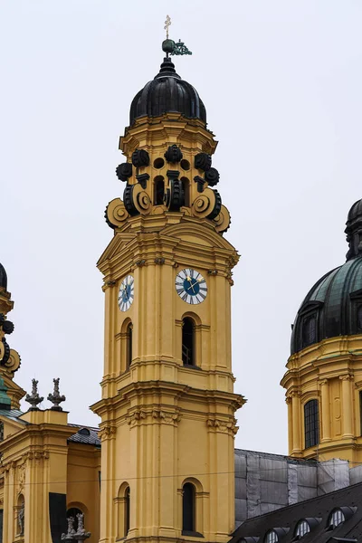 Iglesia Teatral de San Cajetán en Munich, Alemania — Foto de Stock