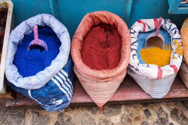 Παραδοσιακή μαροκινή αγορά στο το Chefchaouen Μαρόκο, Αφρική. — Φωτογραφία Αρχείου