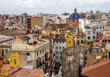 İspanya'da Valencia'nın meydanları, binaları, sokaklarına bakış.