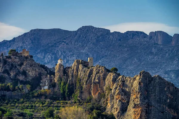 Die stadt guadelest in spanien, provinz alicante — Stockfoto