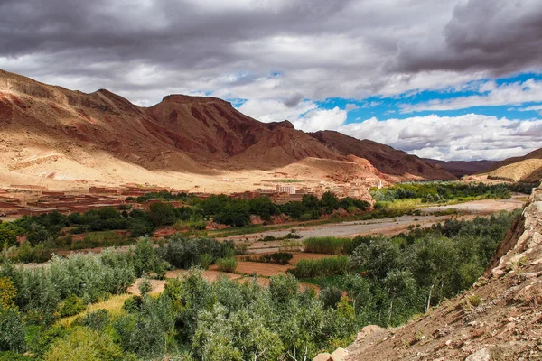 güzel Rose Valley - Vallee des Roses, Ouarzazate, M yakınında