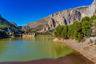 Endülüs ünlü Caminito del Rey yolu boyunca El Chorro geçit, İspanya