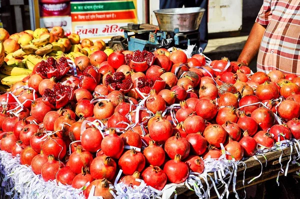 Mercado de Frutas y Hortalizas en Udaipur, Rajastán India — Foto de Stock