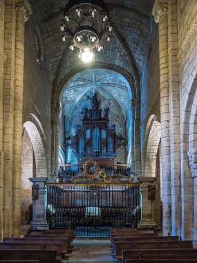 Colegiata Kilisesi, Santa Juliana Santillana del Mar, Cantabria, İspanya içinde.