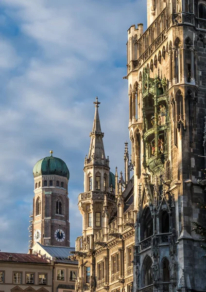 Az új városháza, a Marienplatz München, Bajorország, Németország — Stock Fotó