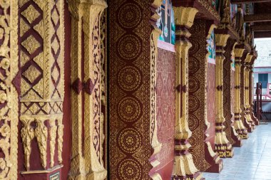 Wat Manorom - Luang Prabang Laos antik bir Budist tapınağı