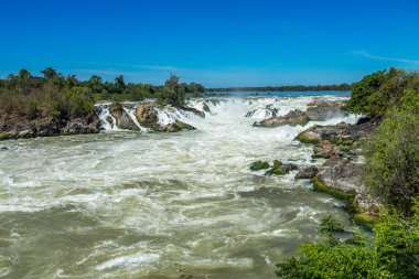 Güney Laos 'ta Mekong Nehri üzerinde Khone Phapheng Falls.