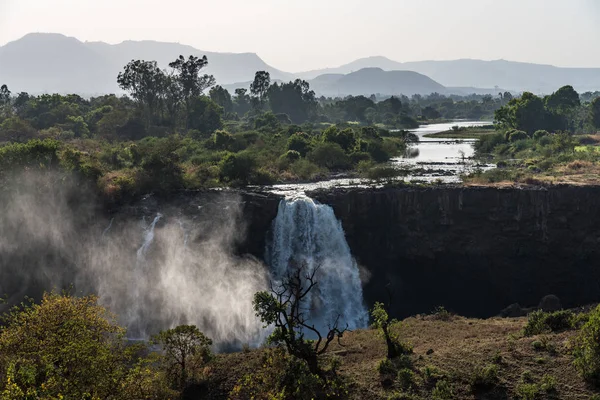 Vista del paisaje cerca de las cataratas del Nilo Azul, Tis-Isat en Etiopía, África — Foto de Stock