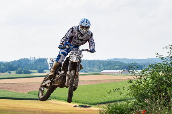 Windsberg, Německo-29. červen 2019: výcvik Motocross ve Windsbergu — Stock fotografie