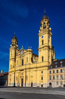Münih'teki St. Cajetan Theatine Kilisesi, Almanya