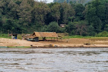 Mekong Nehri Luang Prabang tekne gezisi , Laos