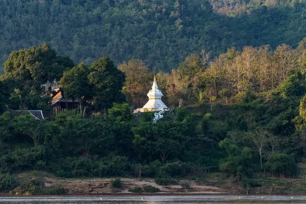 Boottocht op de Mekong rivier Luang Prabang, Laos — Stockfoto