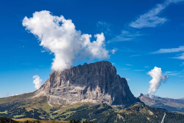 Sassolungo - Langkofel grupp, dalen Gardena. Dolomiterna, Italien — Stockfoto