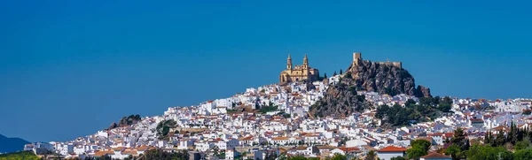 카디 즈 성, 안달루시아, 스페인 Olvera 하얀 마 — 스톡 사진