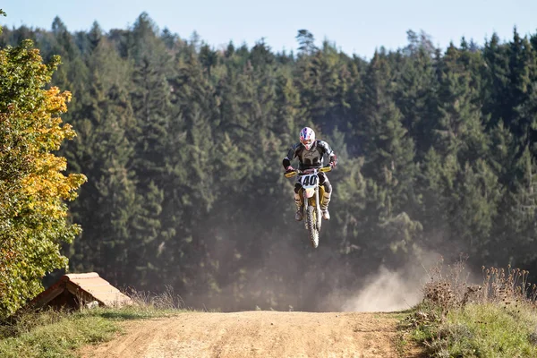 Warching, Germany - June 29, 2019: Motocross training in Warching — Stock Photo, Image