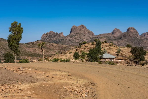 Paisaje en Gheralta en Tigray, norte de Etiopía . — Foto de Stock