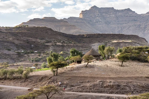 Paisaje entre Gheralta y Lalibela en Tigray, Etiopía, África — Foto de Stock