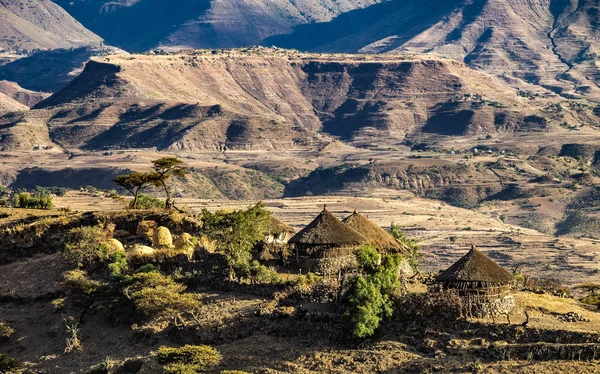 Paisaje en las tierras altas de Lalibela, Etiopía — Foto de Stock