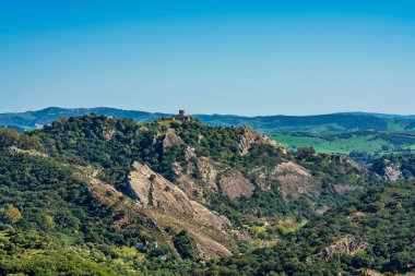 Jimena de la Frontera kırsalı boyunca manzara, Endülüs, İspanya