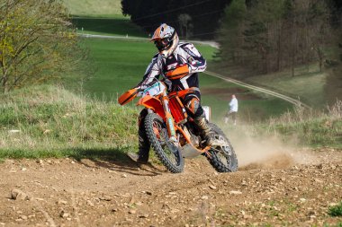 Warching, Almanya-Haziran 29, 2019: Motocross eğitim içinde Warching
