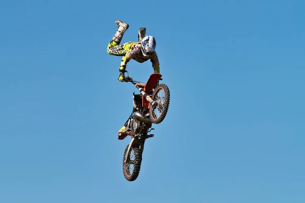 Warching, Deutschland - 29. Juni 2019: Motocross-Training in Warching — Stockfoto