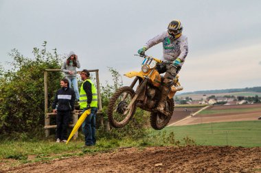 Windsberg, Almanya-29 Haziran 2019: Windsberg 'de Motocross eğitimi