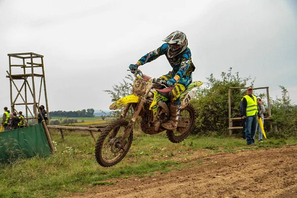 Windsberg, Almanya-29 Haziran 2019: Windsberg 'de Motocross eğitimi