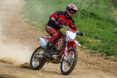 Warching, Almanya-Haziran 29, 2019: Motocross eğitim içinde Warching