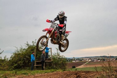 Windsberg, Almanya-29 Haziran 2019: Windsberg 'de Motocross eğitimi