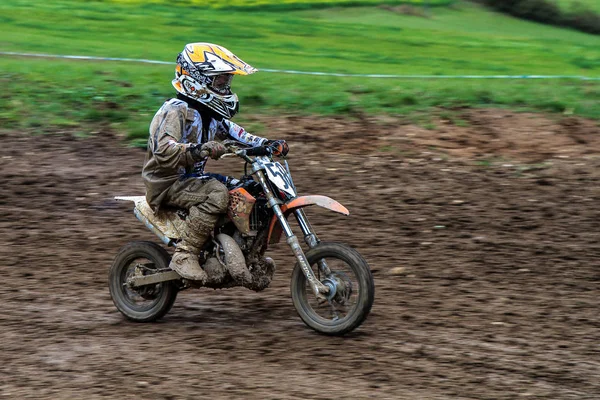 Windsberg, Allemagne - 29 juin 2019 : Entraînement de motocross à Windsberg — Photo