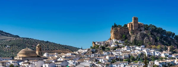 Montefrio na região de Granada, Andaluzia, Espanha — Fotografia de Stock