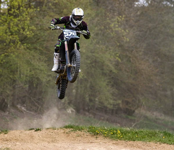 Warching, Německo-29. červen 2019: Motocross výcvik ve Warching — Stock fotografie