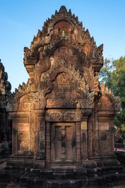 Banteay Srei Angkor, Kamboçya'da Shiva için adanmış bir Hindu Tapınağı olduğunu