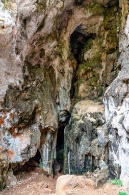 Cova del Gamell, Javea, Alicante, Valencia, İspanya'da bir mağara
