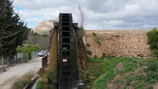 Antico Mulino Arabo Acqua Noria Nel Villaggio Abaran Nella Regione — Video Stock