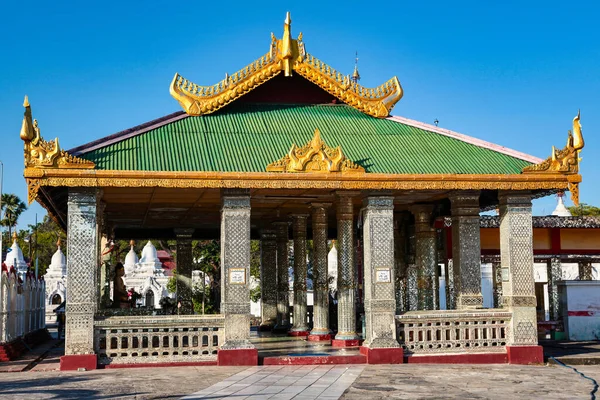 White Stupa Temple Kuthodaw Mandalay Myanmar Former Burma Asia — Stock Photo, Image