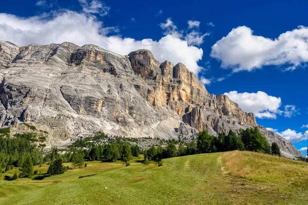 Zachodnia Strona Sasso Santa Croce Wschodnich Dolomitach Widokiem Dolinę Badii — Zdjęcie stockowe