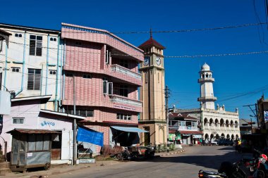 Maymyo, Myanmar - 9 Kasım 2019: Pyin Oo Lwin, Maymyo, Shan State of Myanmar 'daki Saat Kulesi