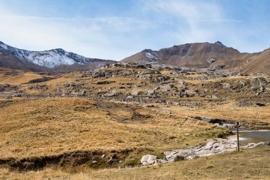 Fransız Alplerinin Alp manzarası, Col de la Bonette Provence Alpleri, Fransa.