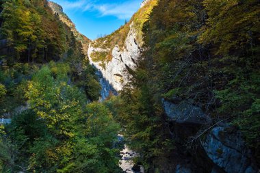 Gorges de la Bourne, Villard de Lans yakınlarındaki Bourne kanyonu, Fransa 'daki Vercors, Avrupa