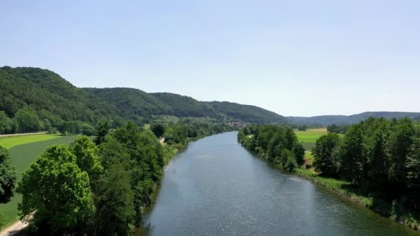 Riedenburg Yakınlarındaki Altmuehl Vadisi Gökyüzü Nehir Orman — Stok video