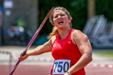 Regensburg, Almanya - 20 Temmuz 2019: Bavyera Atletizm Şampiyonası cirit atma etkinliği